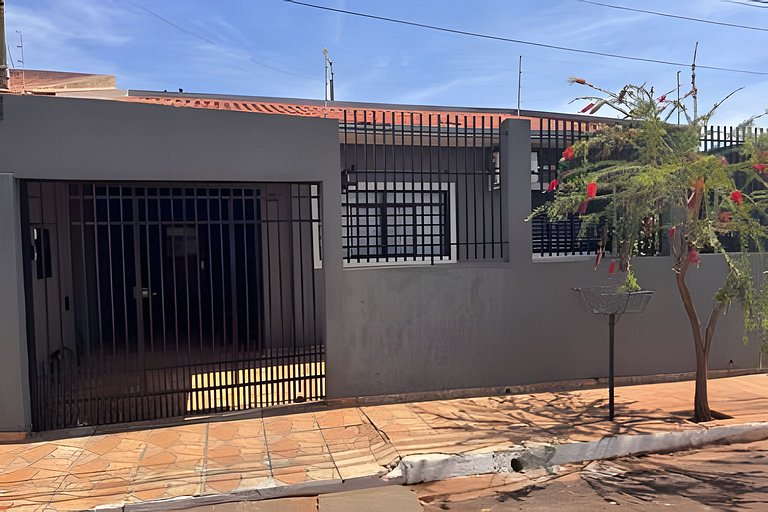 Seu lar perfeito longe de casa + vaga e ar