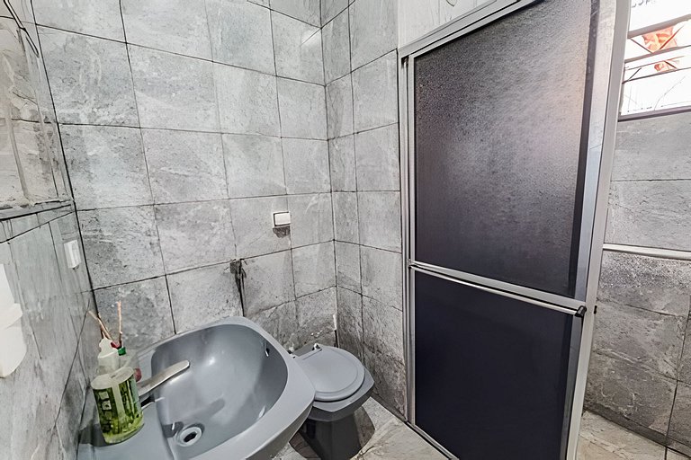 Seu lar perfeito longe de casa + vaga e ar