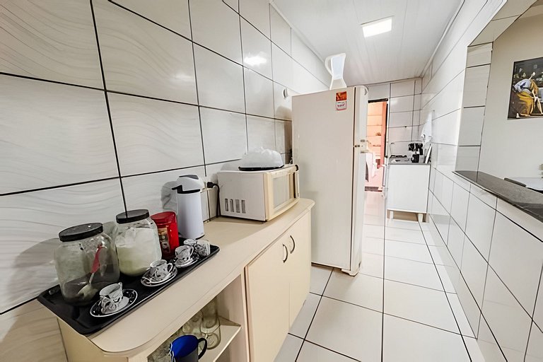 Seu lar perfeito longe de casa + vaga e ar