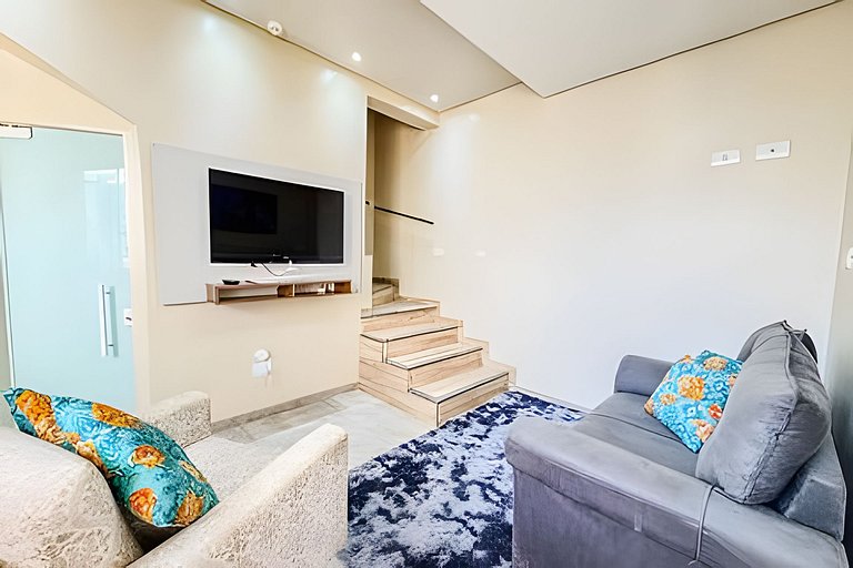 Lindo sobrado no centro + ar cond. e vaga