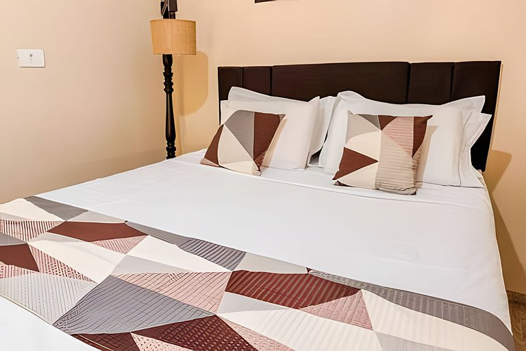 Lindo sobrado no centro + ar cond. e vaga