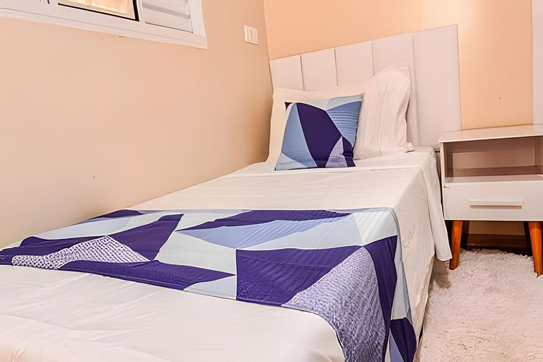 Lindo sobrado no centro + ar cond. e vaga