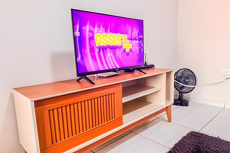 Casa completa perto do centro + ar cond e vaga