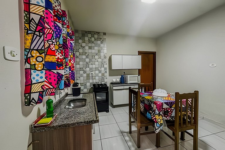 Casa completa perto do centro + ar cond e vaga