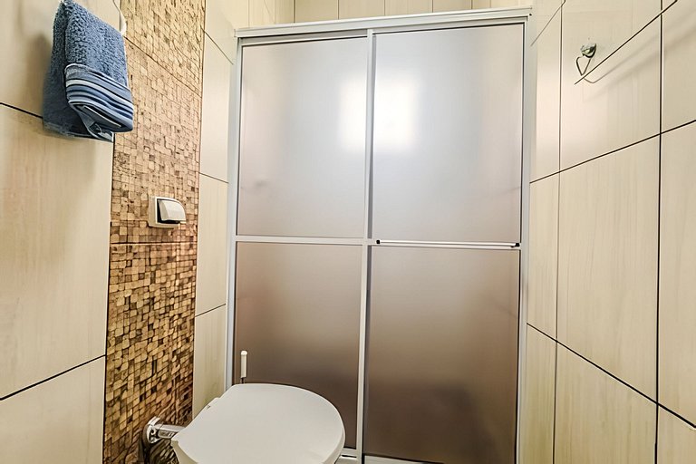 Casa completa perto do centro + ar cond e vaga