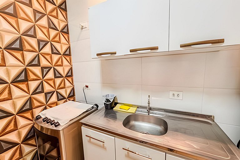 Sobrado encantador no centro + ar cond. e vaga