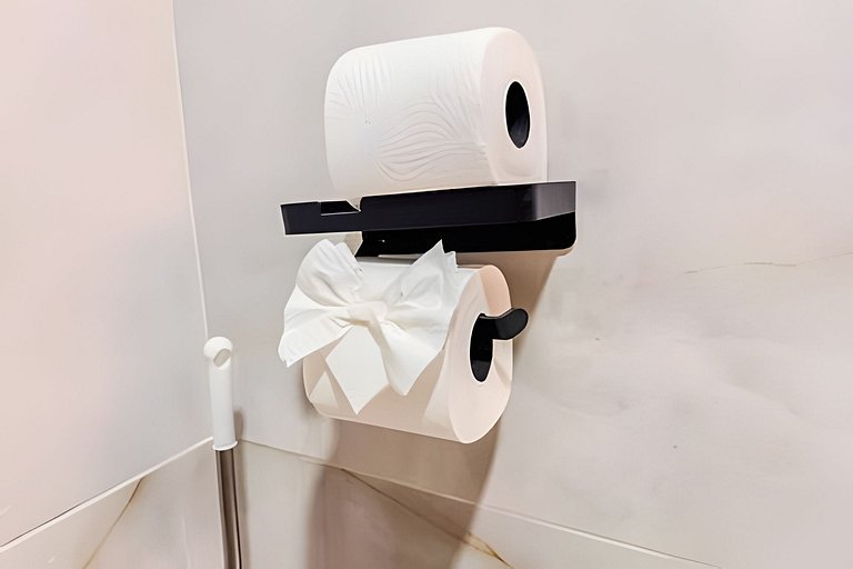 Casa espaçosa, 3 quartos com ar + 2 vagas