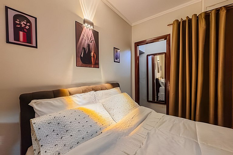 Casa espaçosa, 3 quartos com ar + 2 vagas