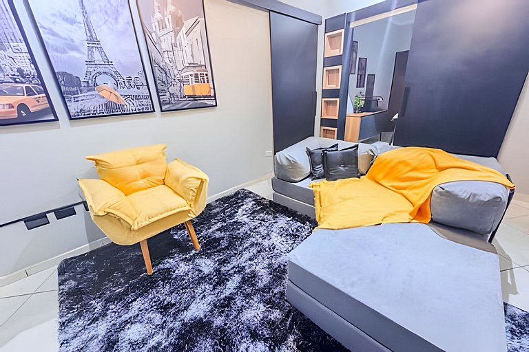 Casa com Suíte, Ar Cond, Vaga - Próx. Ao Centro