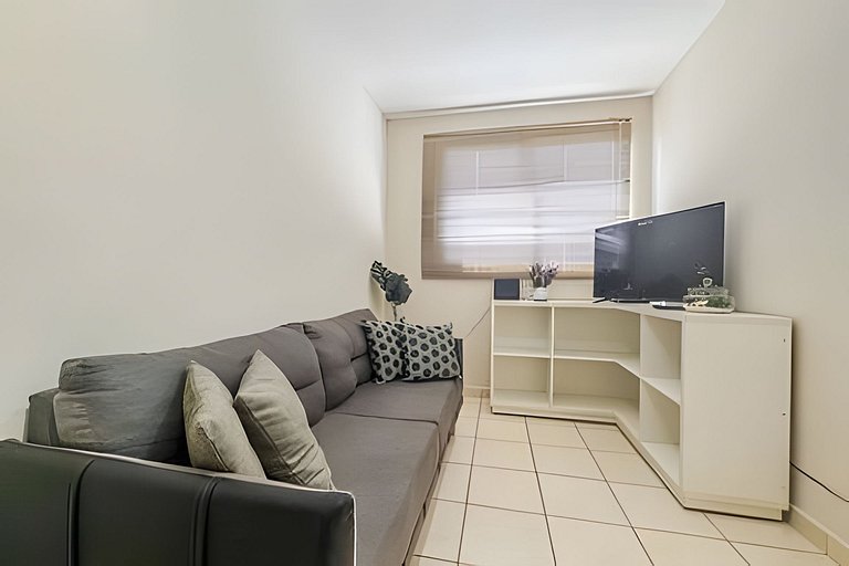 Lindo apê pertinho de tudo + ar cond. e vaga ox1