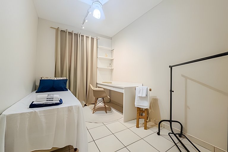 Lindo apê pertinho de tudo + ar cond. e vaga ox1