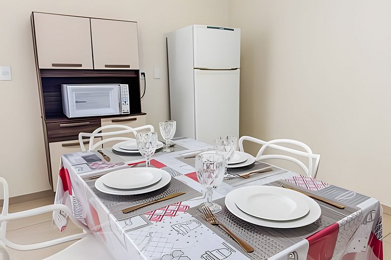 Flat em charmoso residencial + ar cond. e vaga