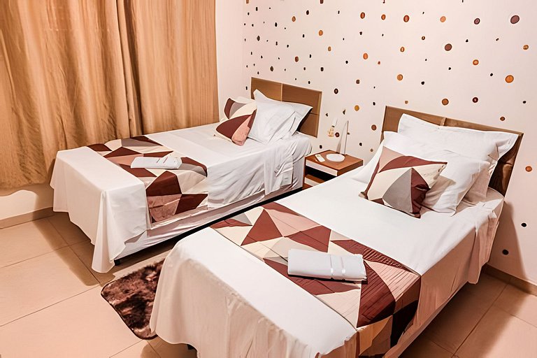 Flat completo em residencial + ar cond. e vaga