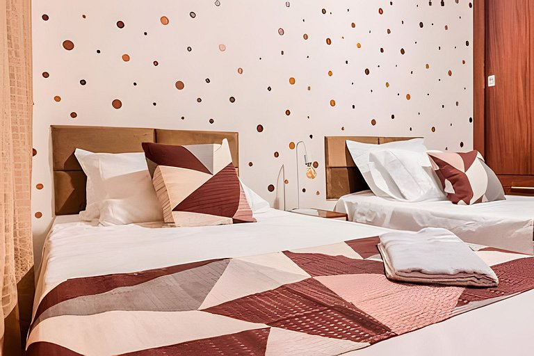 Flat completo em residencial + ar cond. e vaga