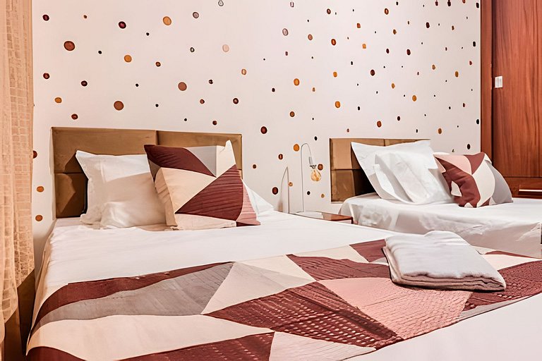 Flat completo em residencial + ar cond. e vaga