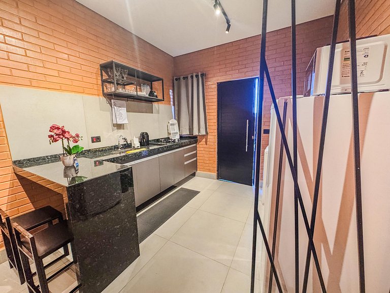 Maravilhoso flat com + ar condicionado e vaga