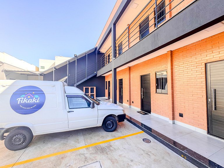 Maravilhoso flat com + ar condicionado e vaga