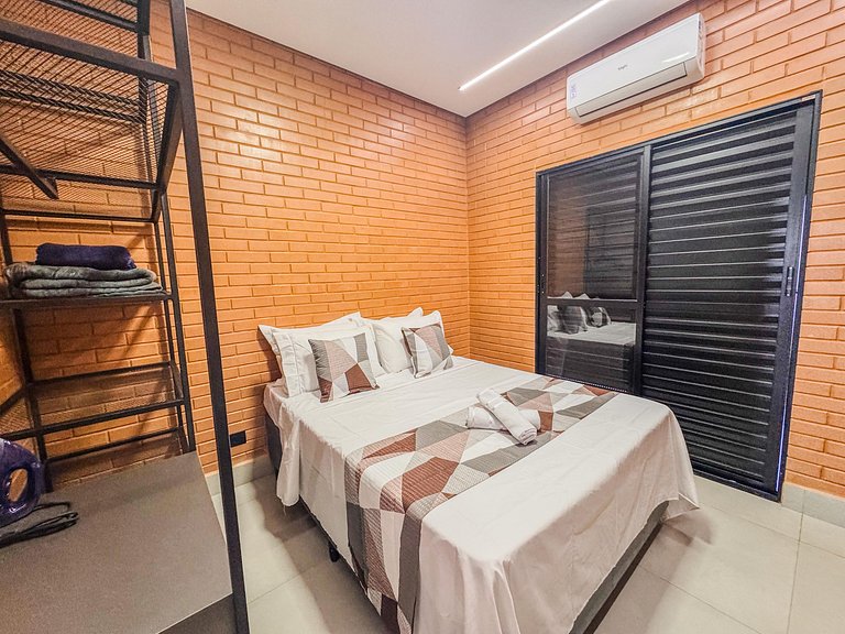 Maravilhoso flat com + ar condicionado e vaga