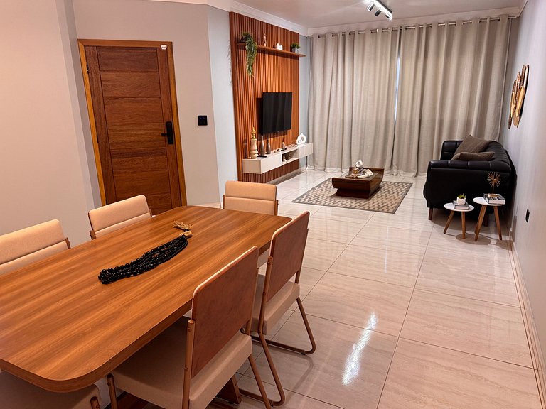 Casa em bairro nobre + 3 quartos com ar e 2 vagas