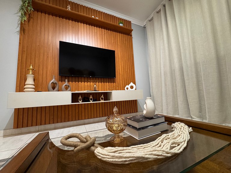 Casa em bairro nobre + 3 quartos com ar e 2 vagas