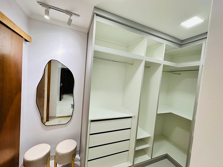 Casa linda e espaçosa + ar cond e 2 vagas