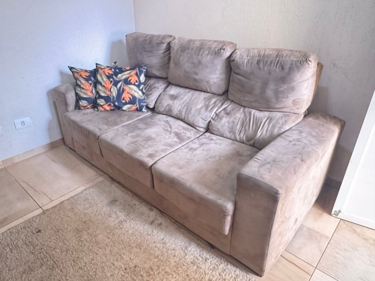 Sobrado 2q no centro de Ourinhos, ar-cond e vaga