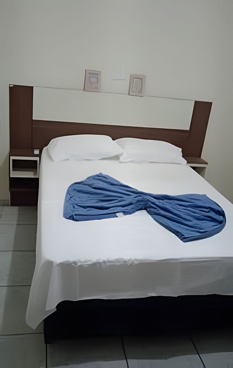 Casa completa + ar e vaga, perto parque Ecológico