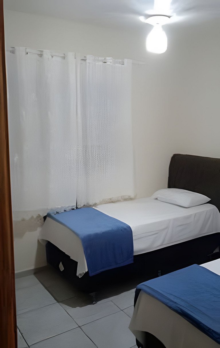 Casa completa + ar e vaga, perto parque Ecológico